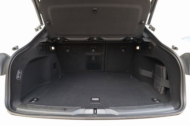 New 2024 Maserati Levante GT Ultima image 28