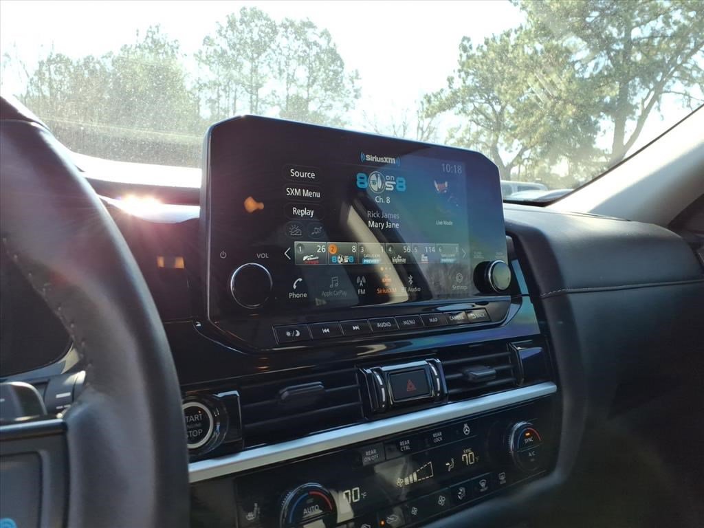 Used 2024 Nissan Pathfinder SL w/ Cargo Package image 23