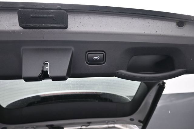 Used 2023 Hyundai Tucson Limited w/ Cargo Package AWD/4WD image 7