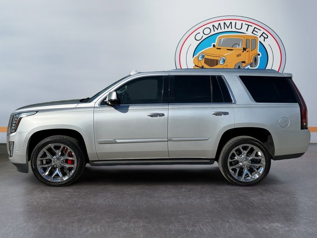 Used 2020 Cadillac Escalade Premium Luxury image 2