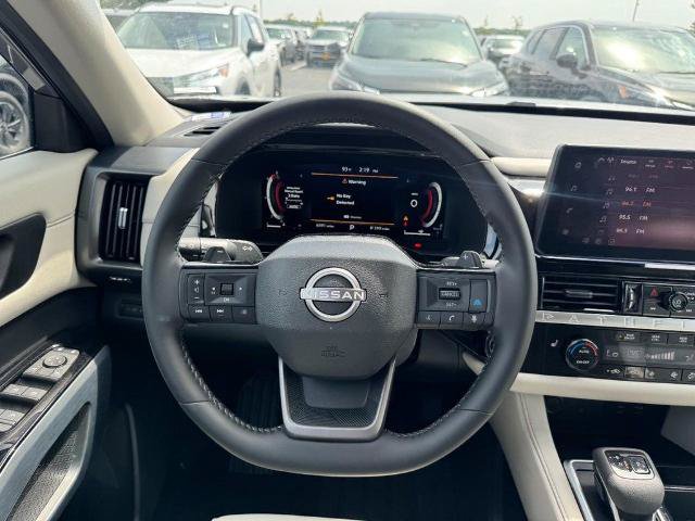 Certified 2026 Nissan Pathfinder SL AWD/4WD image 13