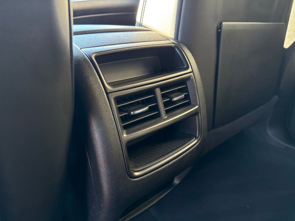 Certified 2022 Cadillac XT5 Sportv w/ Technology Package image 13