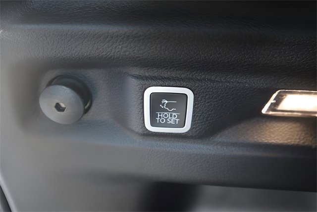 New 2025 Jeep Grand Cherokee L Laredo w/ Luxury Tech Group I image 26