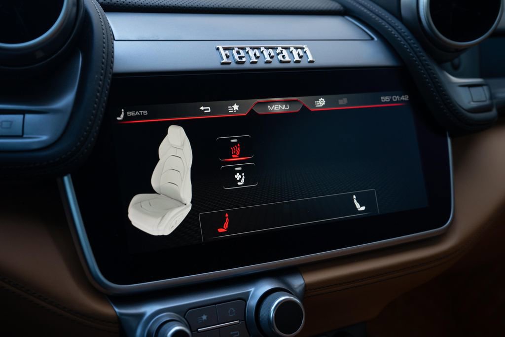 Certified 2018 Ferrari GTC4Lusso image 48