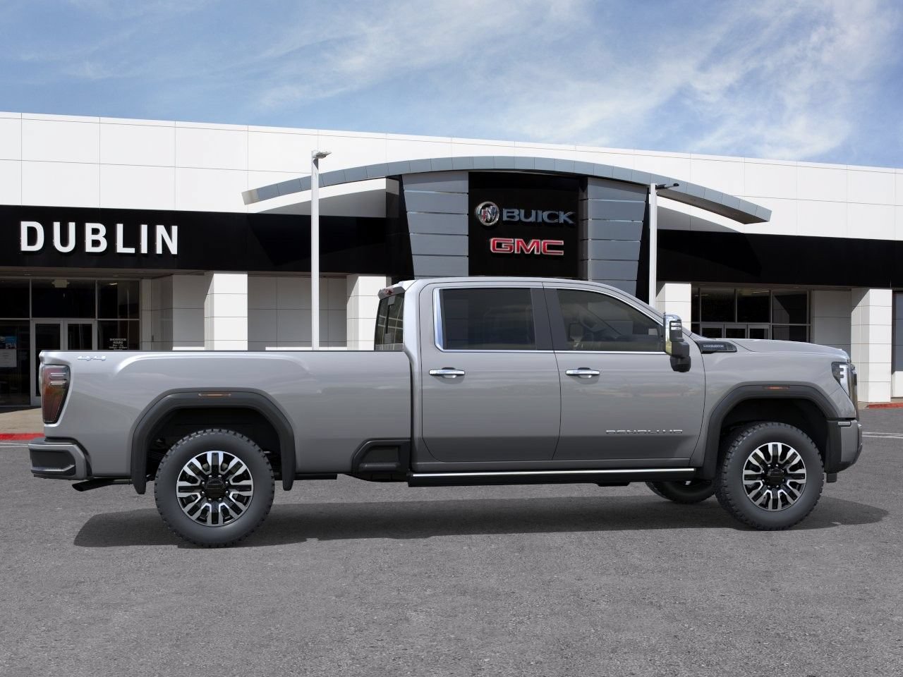 New 2026 GMC Sierra 3500 Denali Ultimate AWD/4WD image 3
