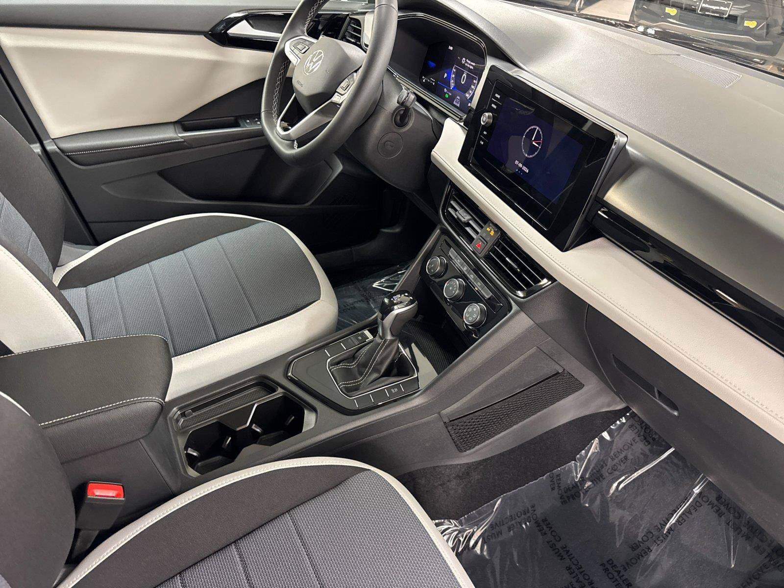 New 2026 Volkswagen Taos S FWD image 15