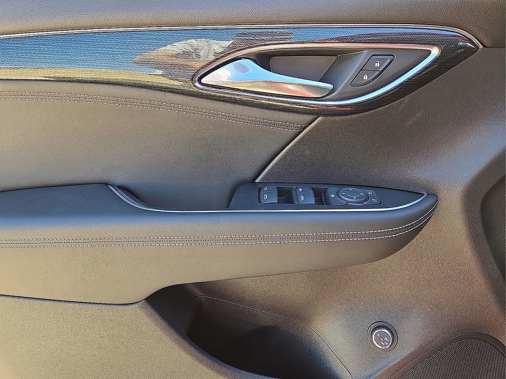 Used 2023 Buick Envision Preferred AWD/4WD image 21