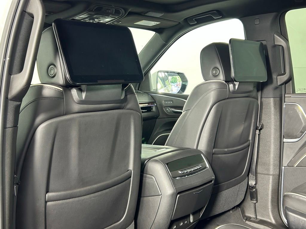 Used 2021 Cadillac Escalade ESV Premium Luxury AWD/4WD image 20