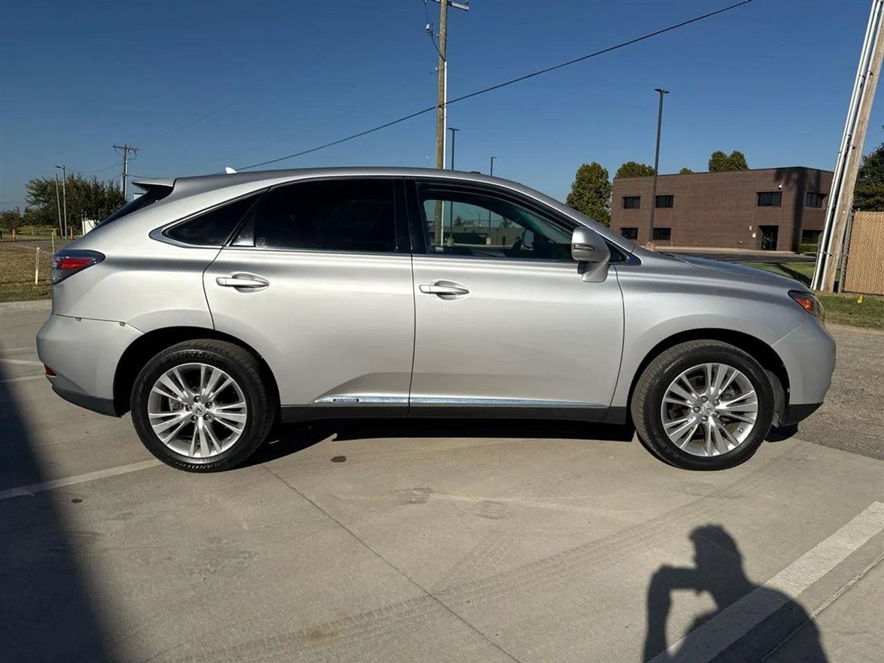 Used 2010 Lexus RX 450h 2WD w/ Premium Pkg image 6