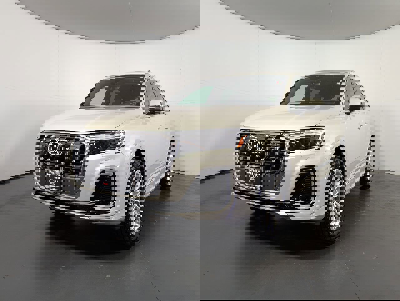 Certified 2025 Audi Q7 2.0T Premium Plus w/ Premium Plus Package image 25