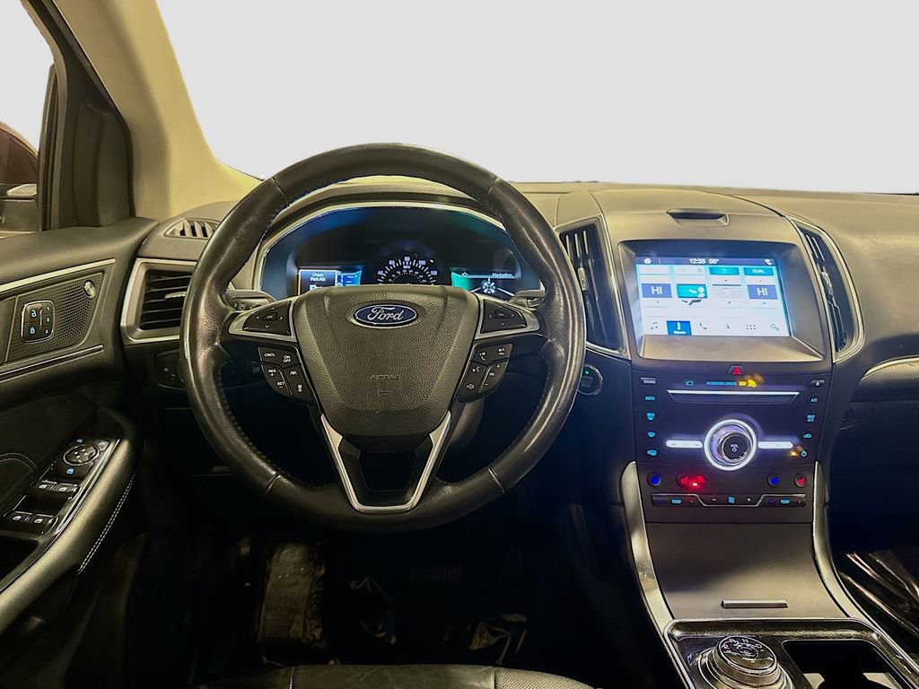 Used 2019 Ford Edge Titanium w/ Equipment Group 301A image 28