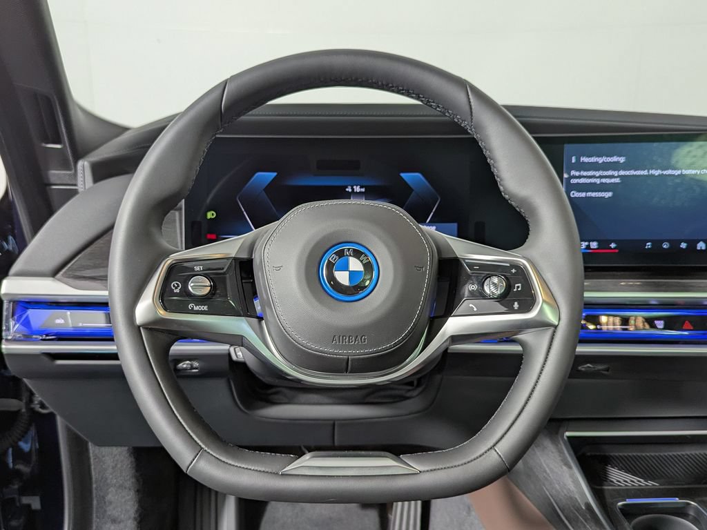 New 2026 BMW i7 xDrive60 AWD/4WD image 25