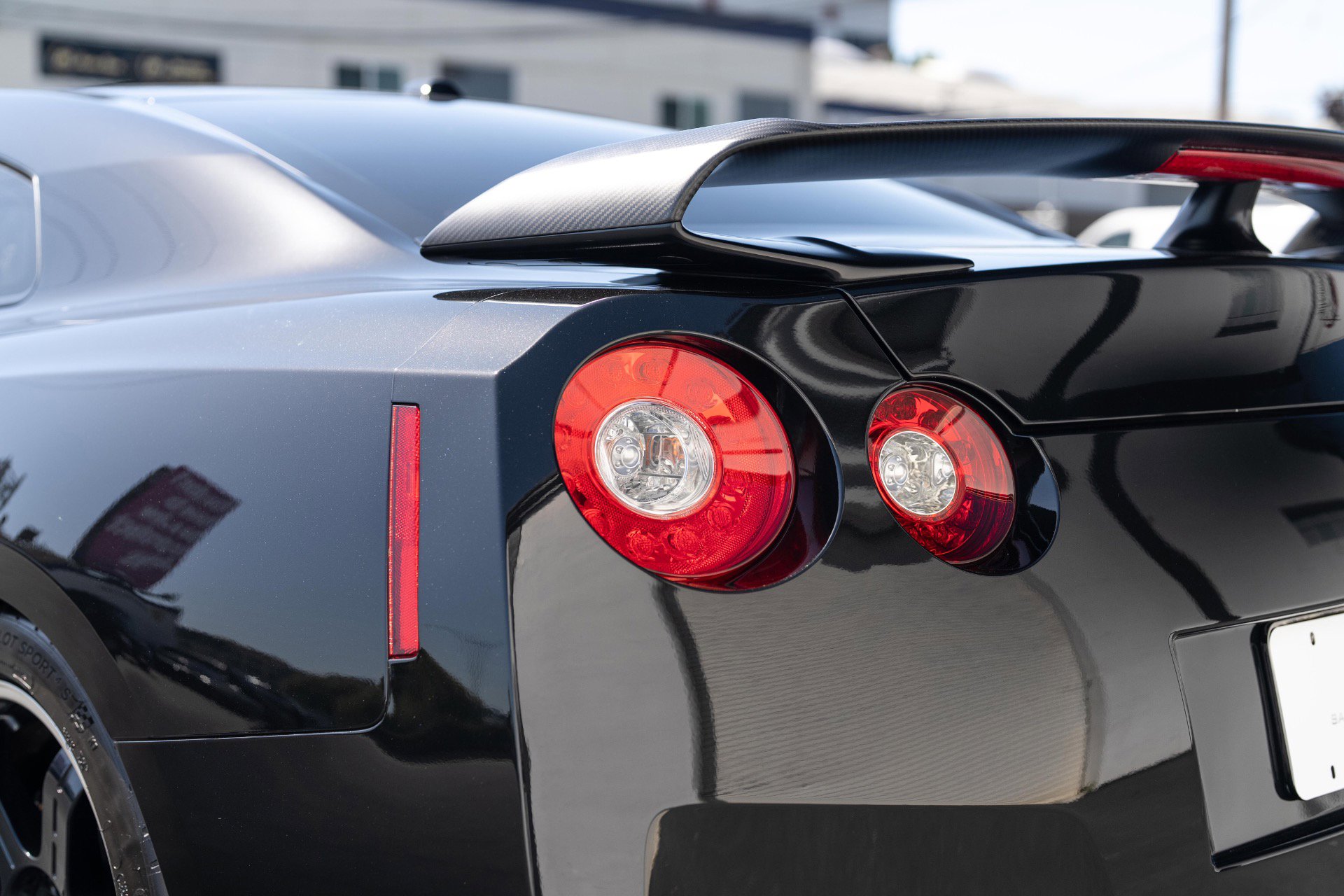 Used 2013 Nissan GT-R Black Edition AWD/4WD image 40