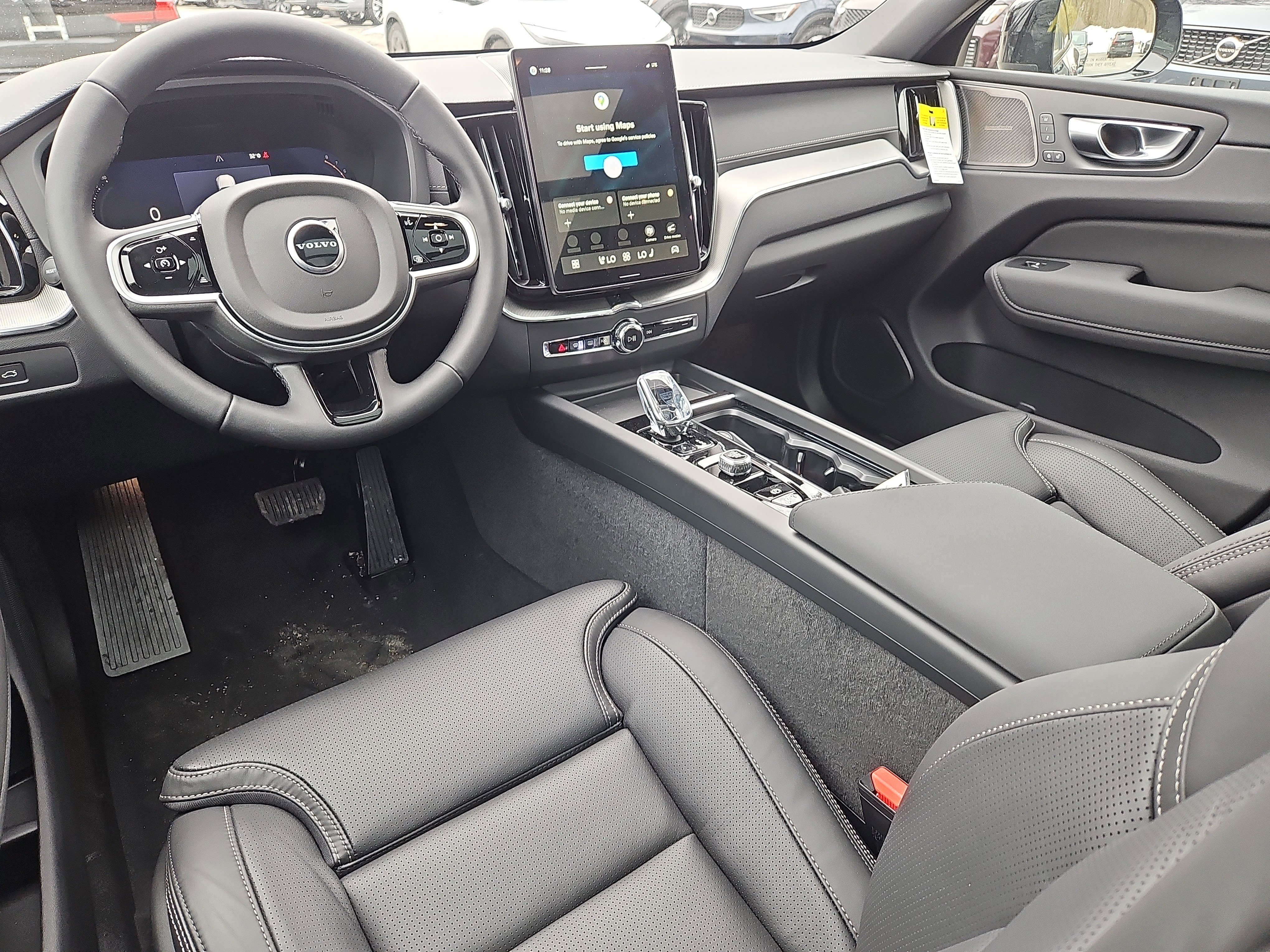 New 2026 Volvo XC60 B5 Ultra w/ Protection Package Premier AWD/4WD image 3