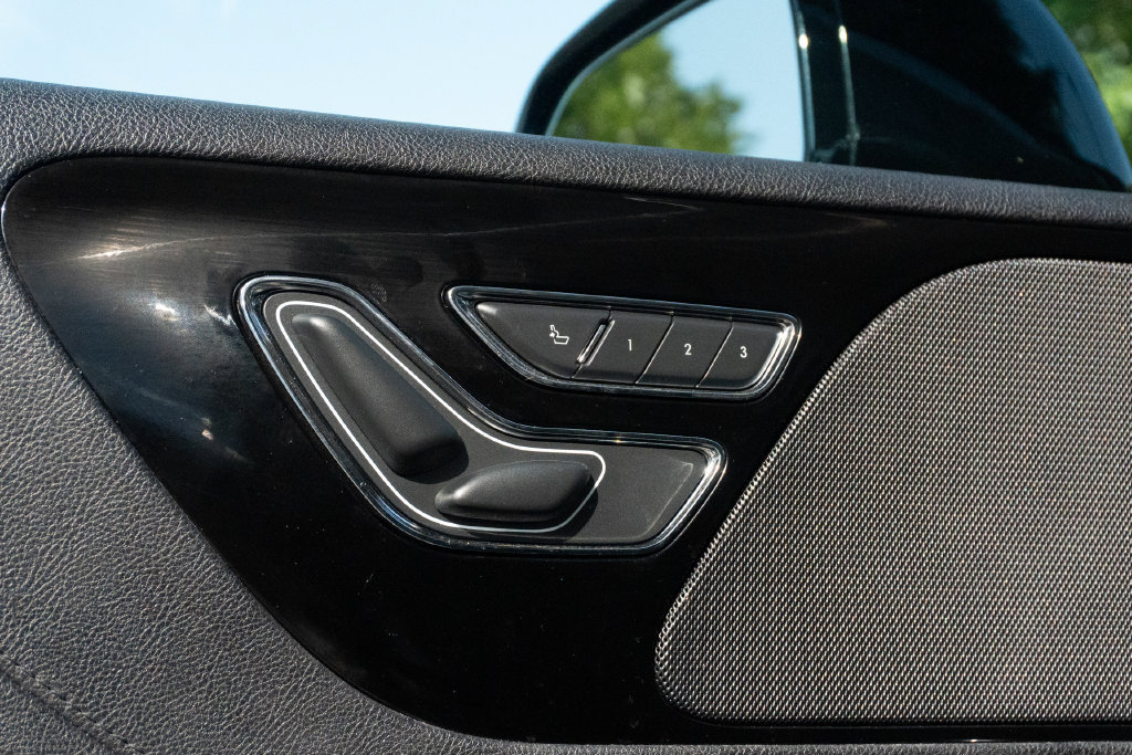 Used 2021 Lincoln Aviator 2WD w/ Elements Package image 14