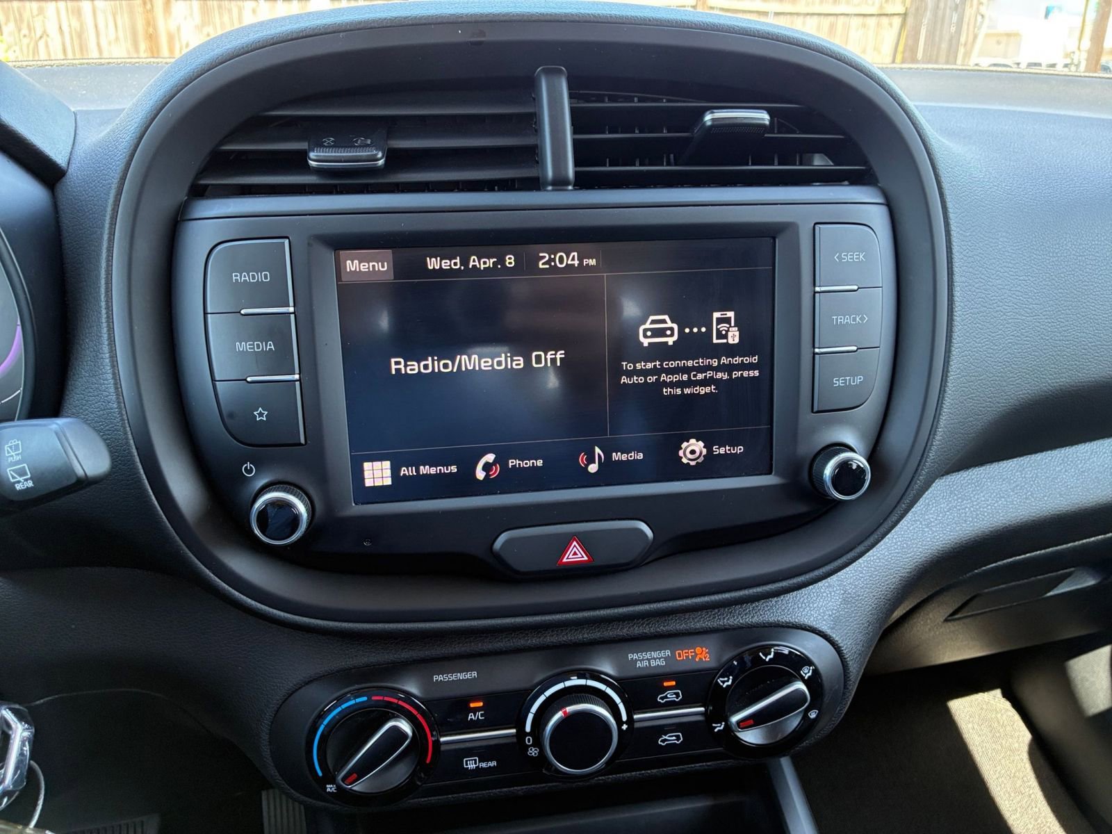 Used 2025 Kia Soul LX w/ LX Technology Package image 16