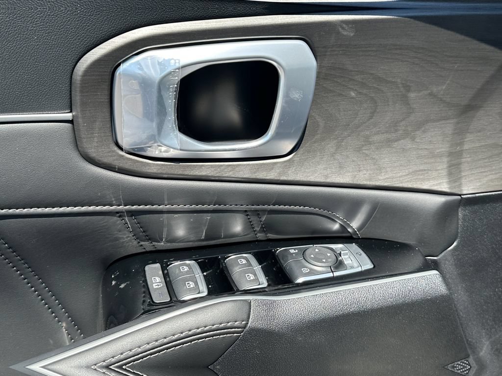 New 2026 Kia Sorento SX AWD/4WD image 13