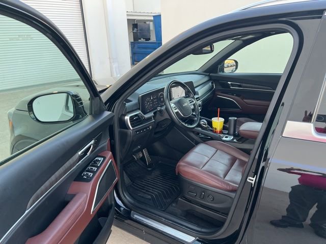 Used 2024 Kia Telluride SX image 11