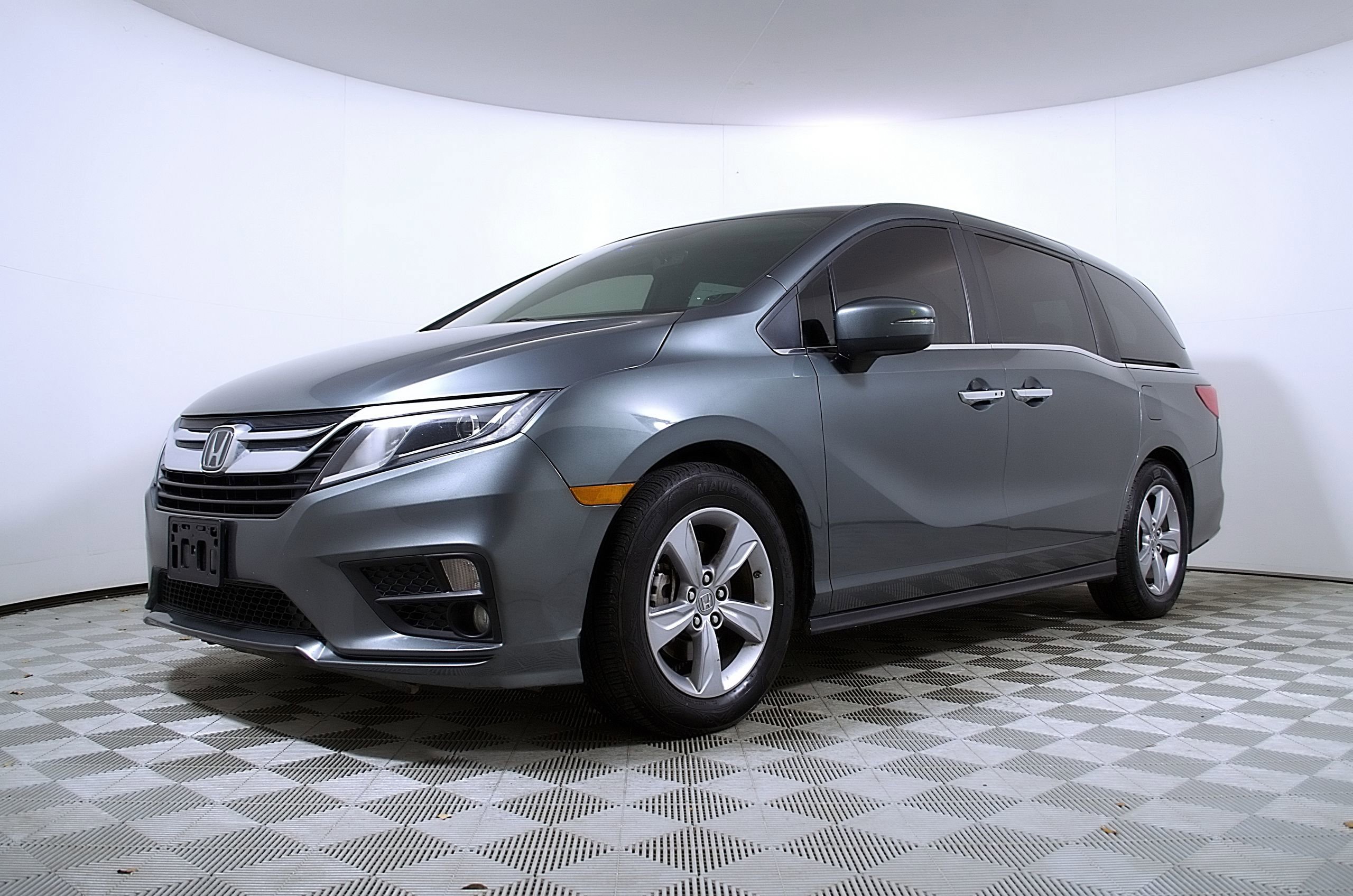 Used 2019 Honda Odyssey EX-L image 2