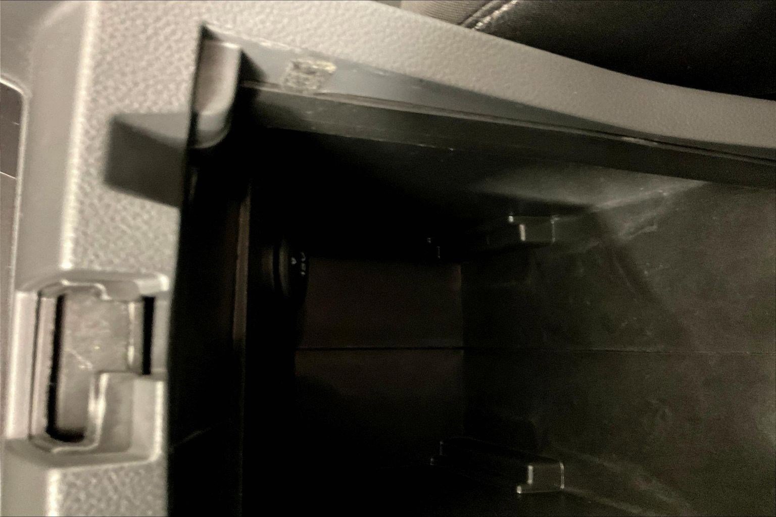 Used 2018 Ford Escape SE image 16