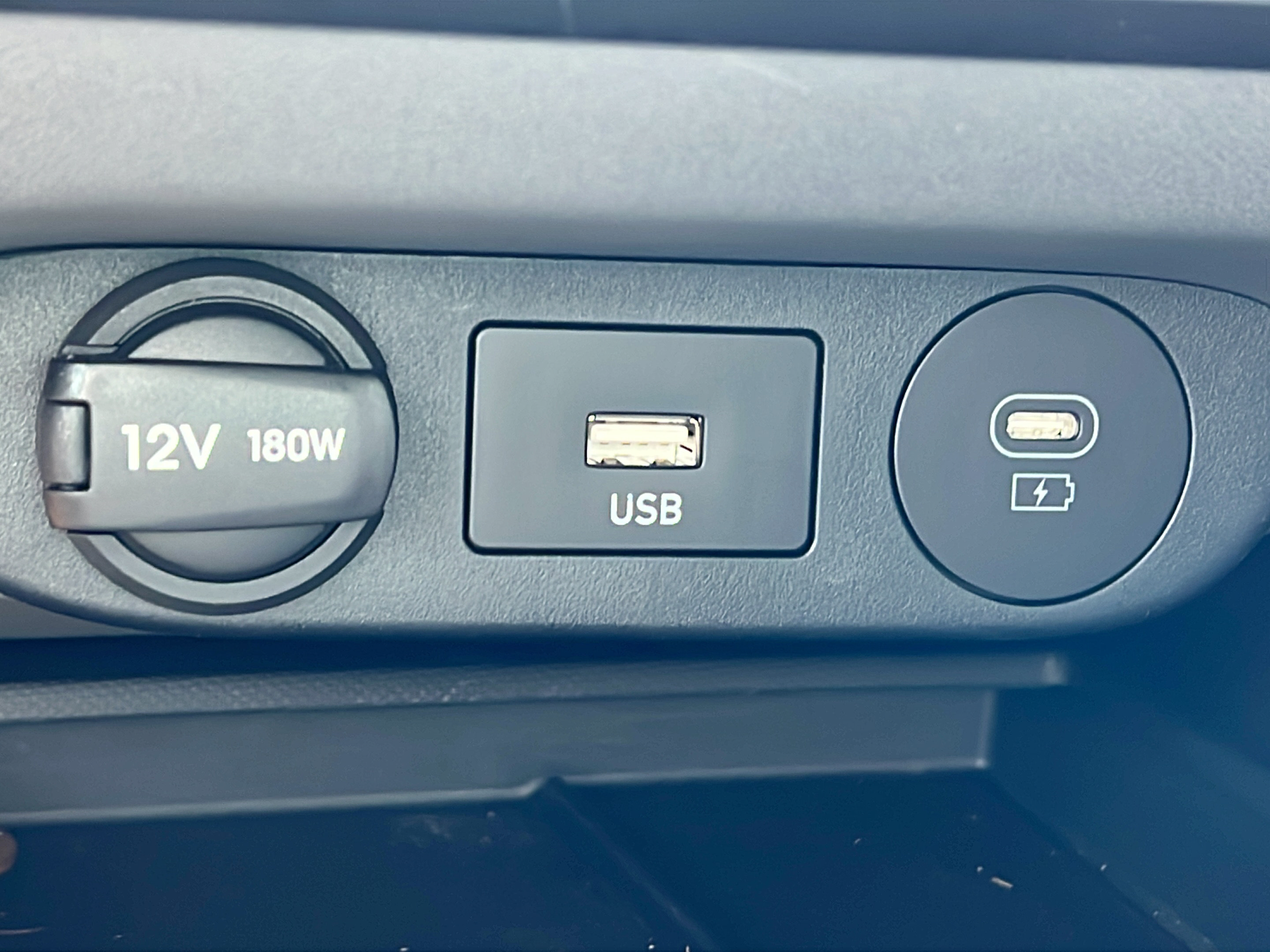 Certified 2025 Hyundai Elantra Sport FWD image 16