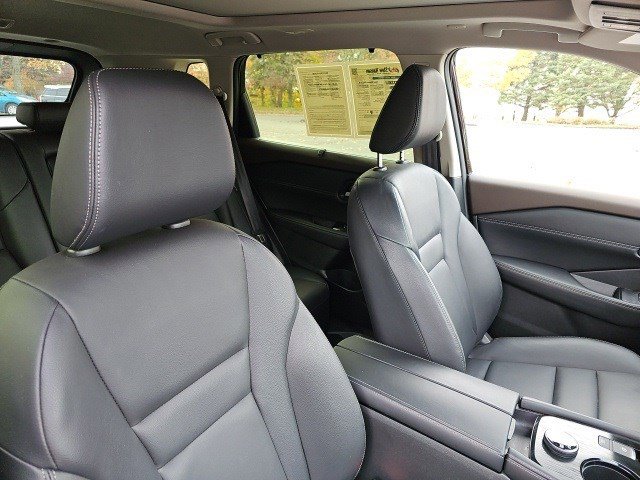 Used 2023 Nissan Rogue SL w/ SL Premium Package image 12