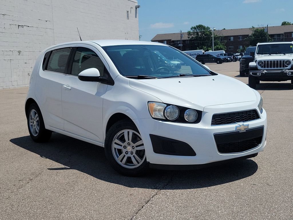 Used 2014 Chevrolet Sonic LT FWD image 28