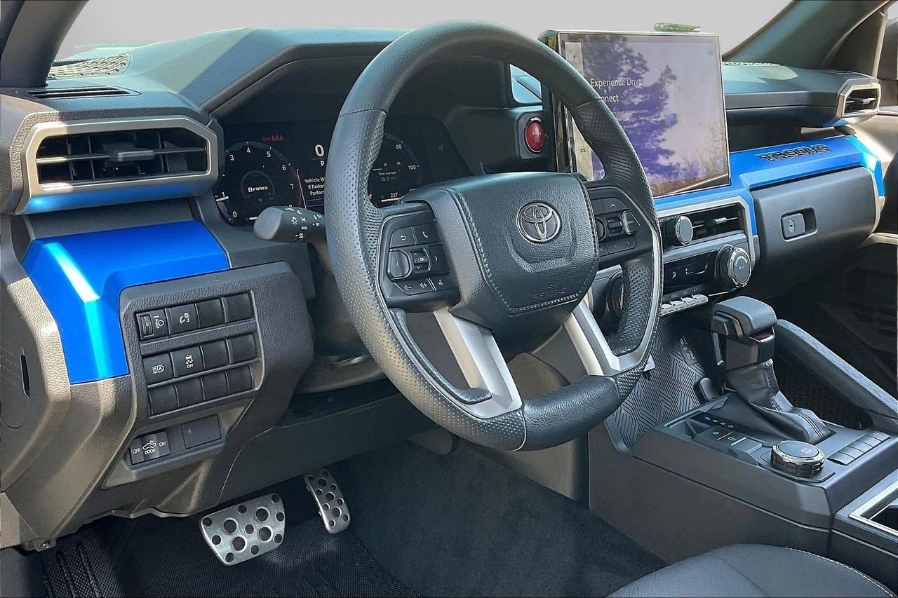 Used 2024 Toyota Tacoma TRD Sport image 19