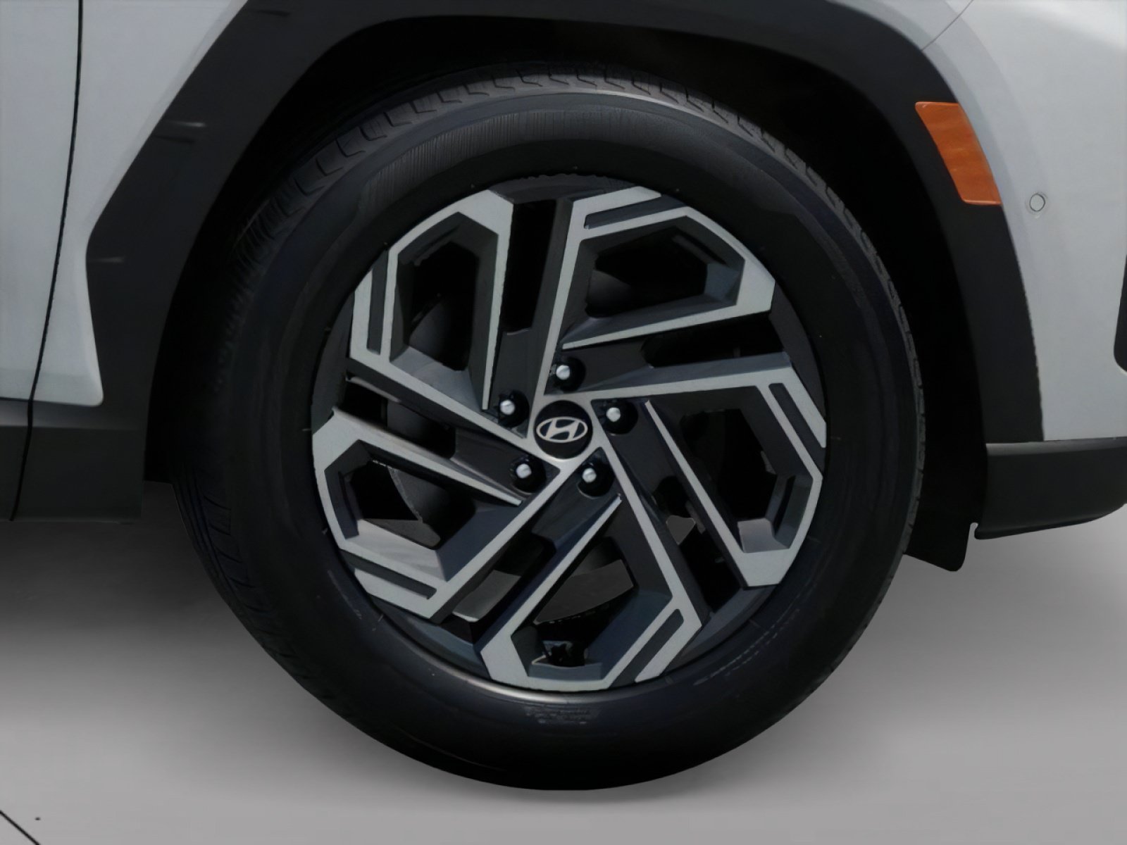 New 2026 Hyundai Tucson Limited FWD image 8