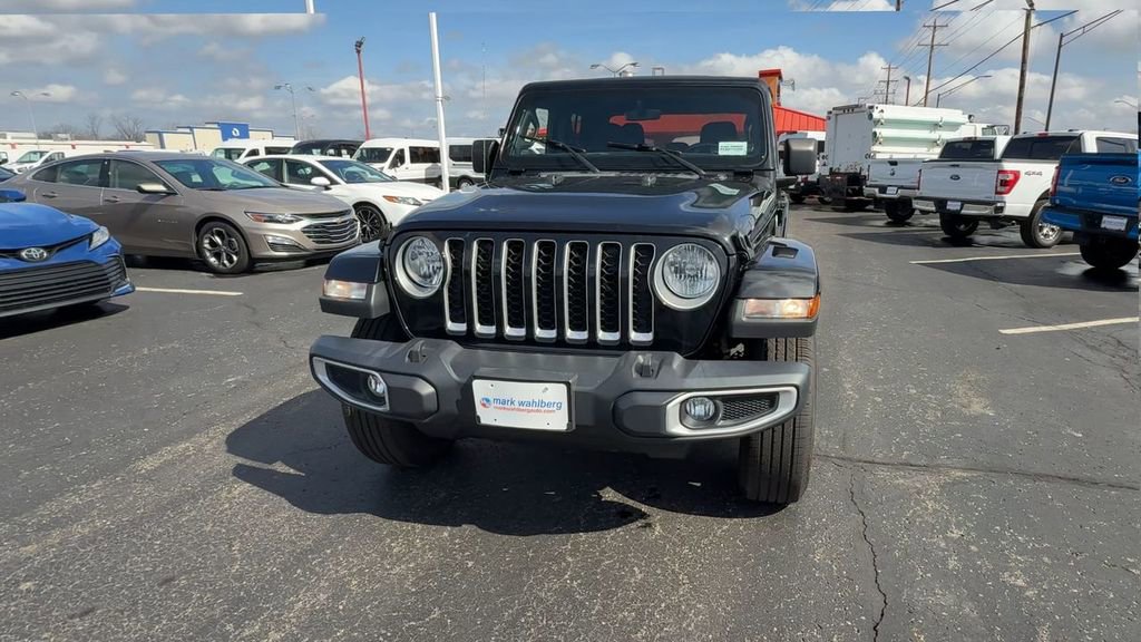 Used 2022 Jeep Gladiator Overland w/ Cold Weather Group image 3