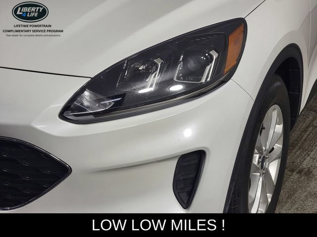 Used 2022 Ford Escape SE w/ Cold Weather Package FWD image 12