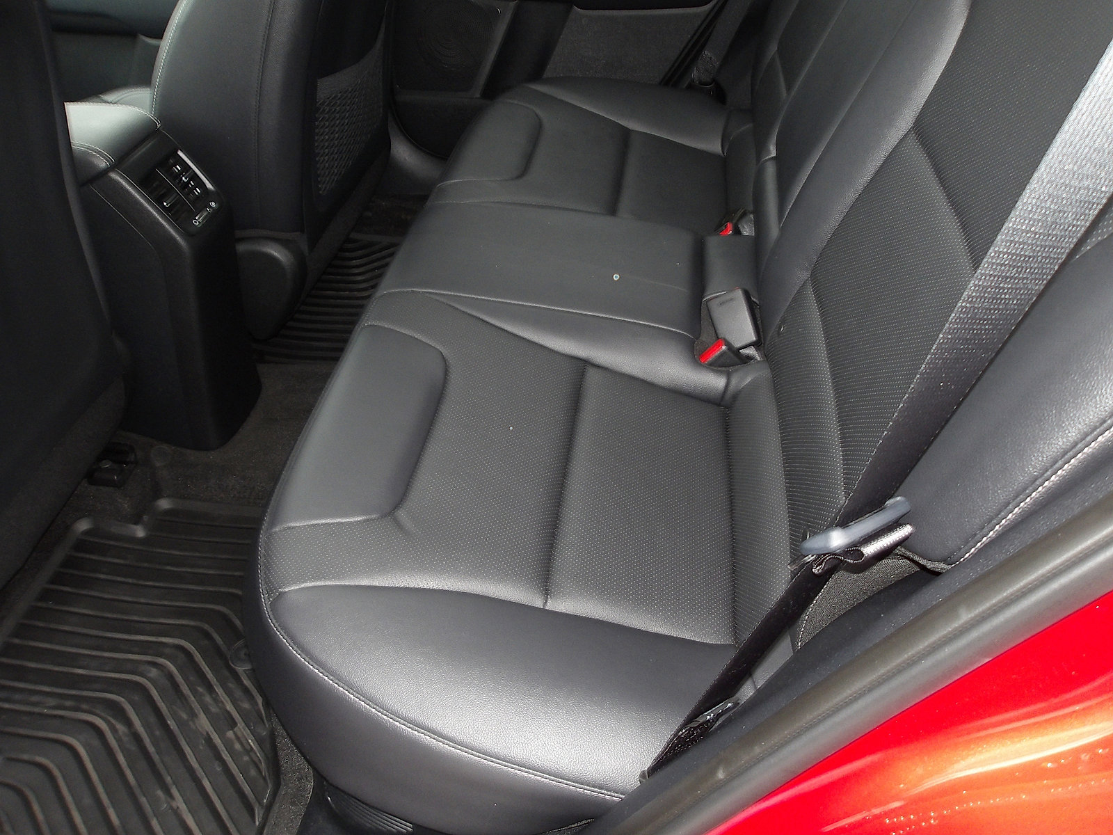 Used 2022 Kia Niro EX Premium FWD image 12