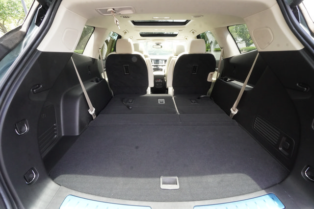 Used 2023 Buick Enclave Essence w/ Experience Buick Package FWD image 28
