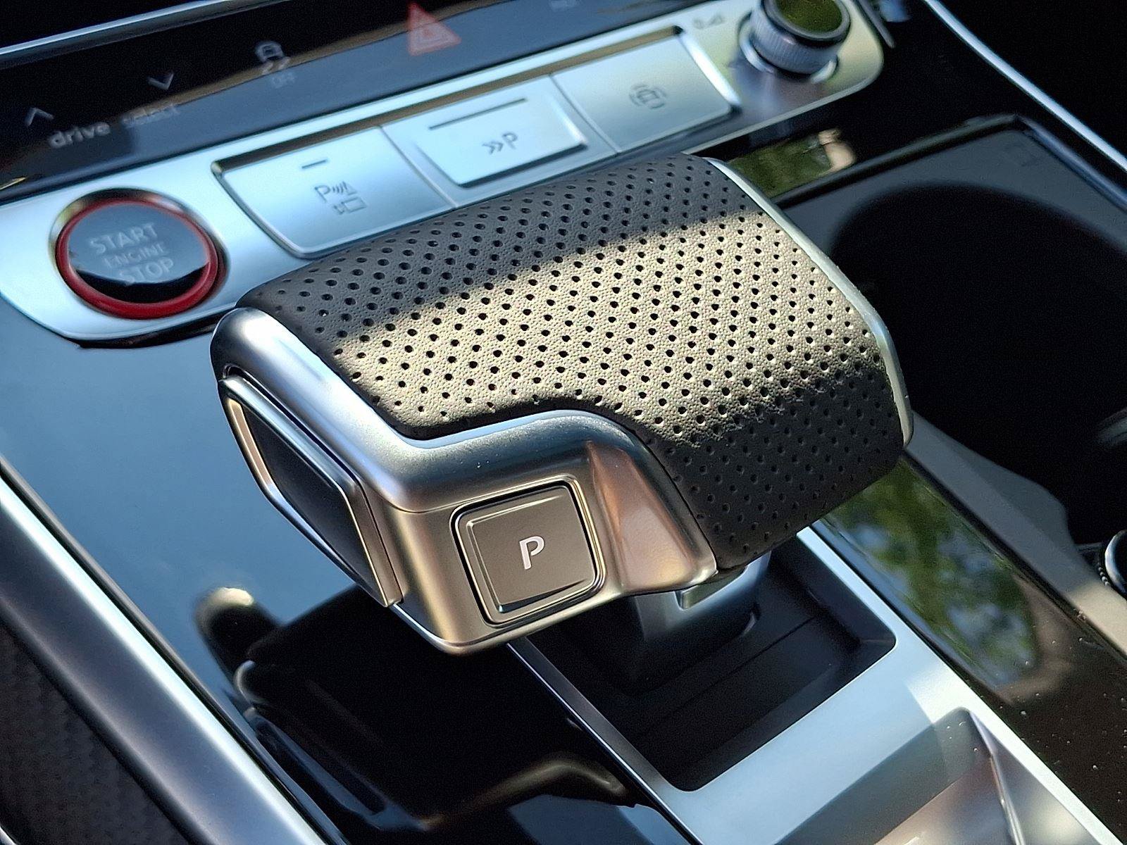 New 2026 Audi SQ8 Prestige AWD/4WD image 13