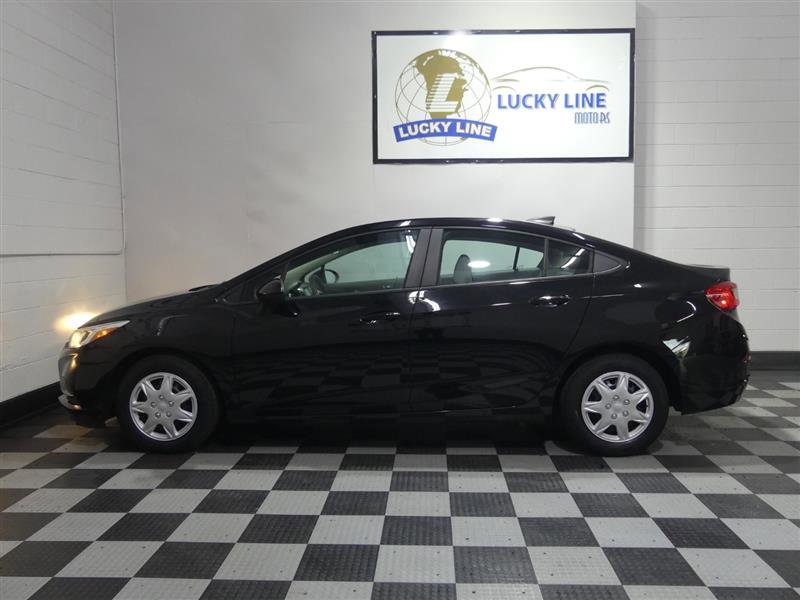Used 2018 Chevrolet Cruze LS FWD image 7