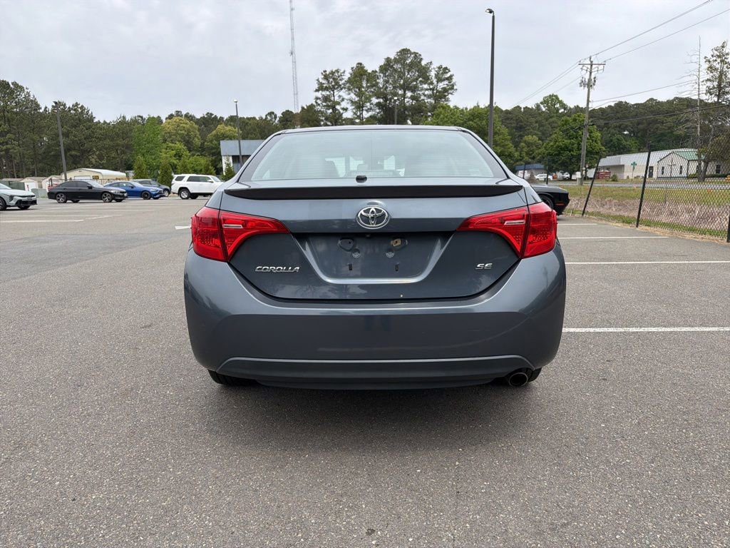 Used 2017 Toyota Corolla SE w/ Carpet Mat Package (TMS) FWD image 6