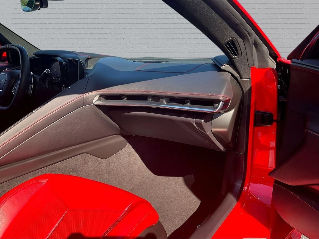 Used 2020 Chevrolet Corvette Stingray Coupe w/ Z51 Performance Package RWD image 19