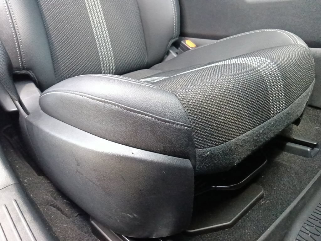 Used 2025 MAZDA CX-50 AWD 2.5 S w/ Weather Package image 32