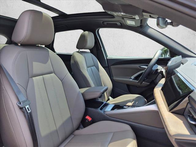 Certified 2025 Audi Q5 Premium w/ Convenience Package AWD/4WD image 22