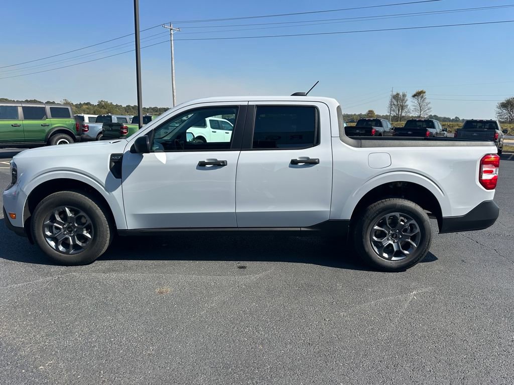 New 2025 Ford Maverick XLT image 27