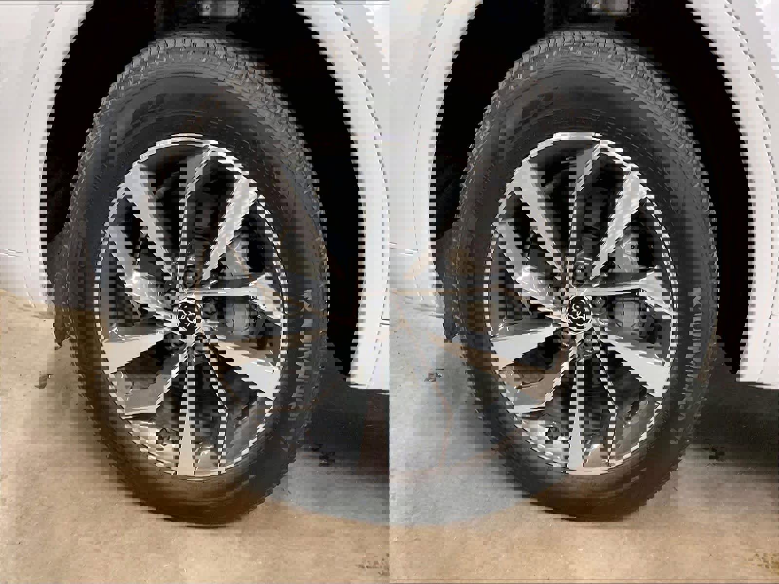 Used 2023 Audi Q5 2.0T Premium Plus w/ Premium Plus Package image 11