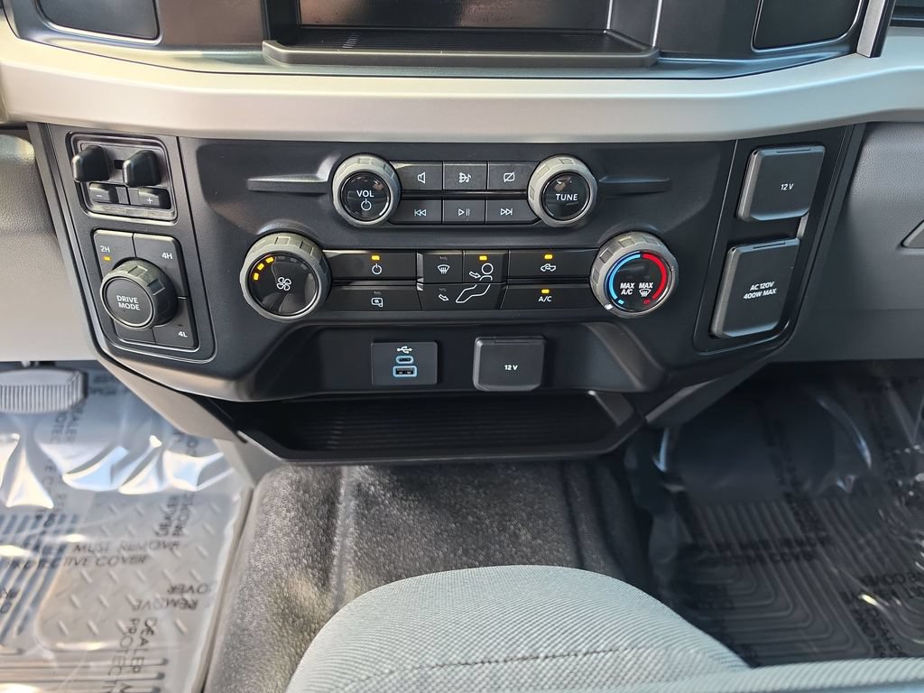 Used 2024 Ford F350 XL w/ Snow Plow/Camper Package AWD/4WD image 16