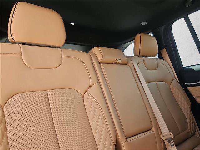 Used 2025 Jeep Grand Cherokee Summit AWD/4WD image 21