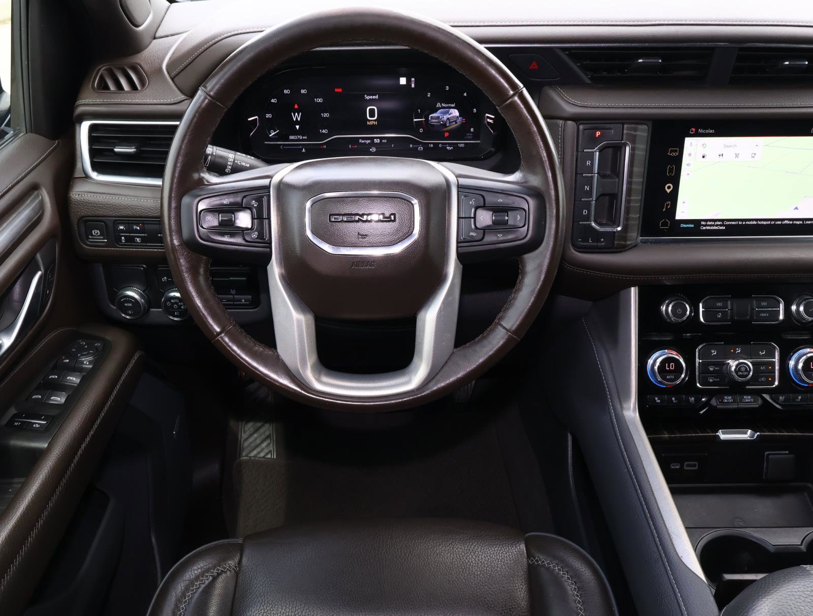 Used 2022 GMC Yukon Denali w/ Denali Ultimate Package image 10