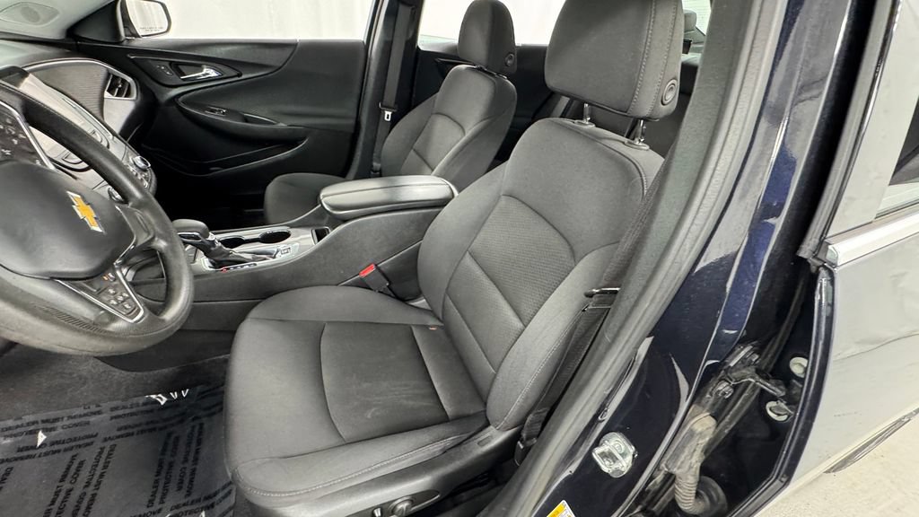 Used 2023 Chevrolet Malibu LT FWD image 10