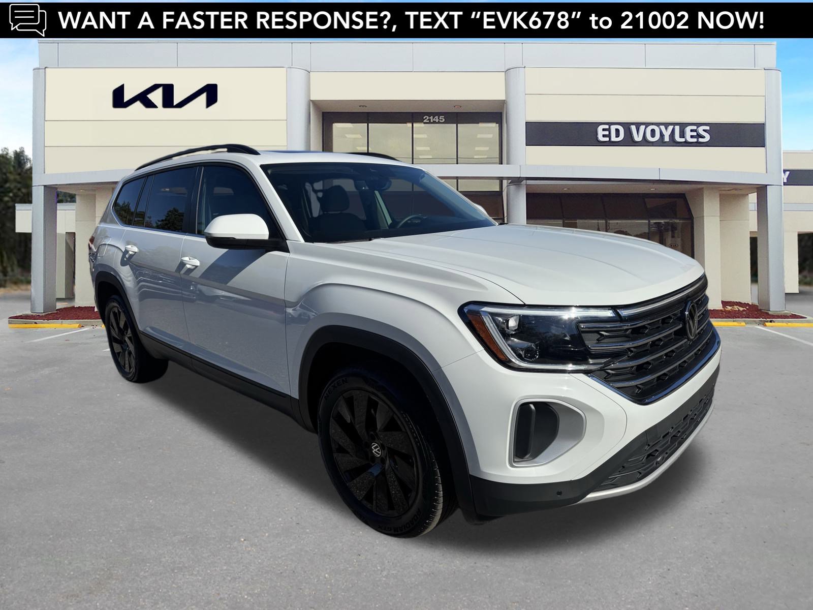 Used 2025 Volkswagen Atlas SE image 1