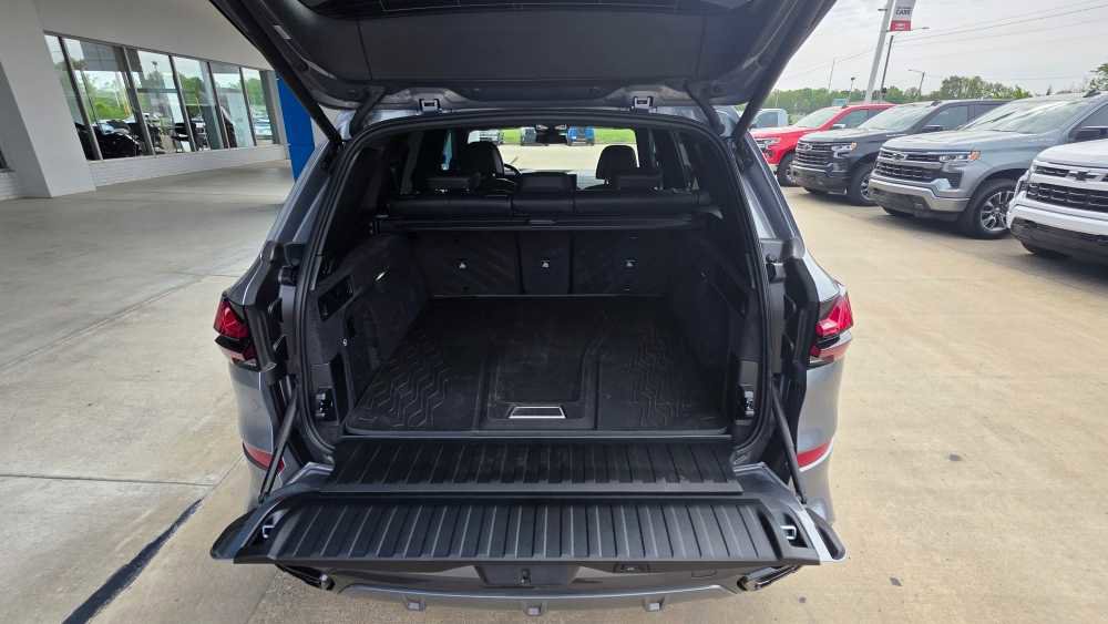 Used 2026 BMW X5 sDrive40i w/ M Sport Package image 10
