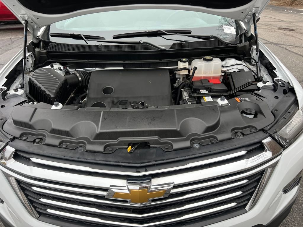 Used 2023 Chevrolet Traverse LT image 25
