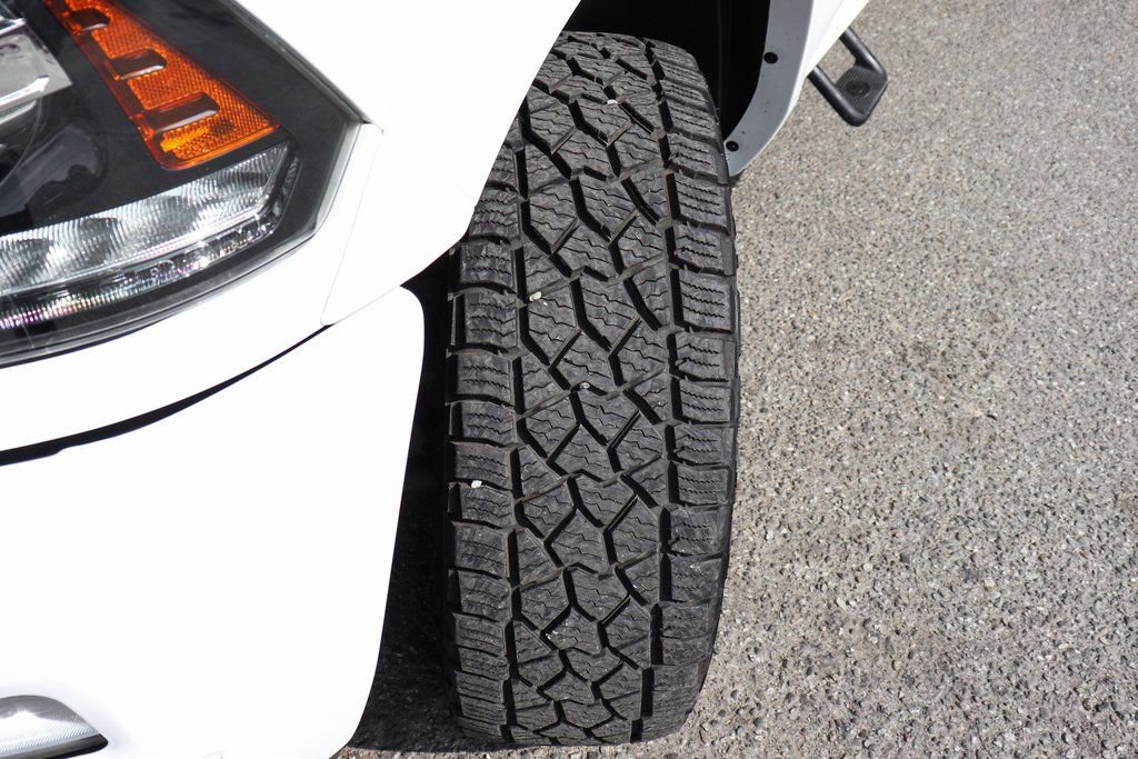 Used 2017 RAM 2500 Laramie w/ Sport Appearance Group image 38