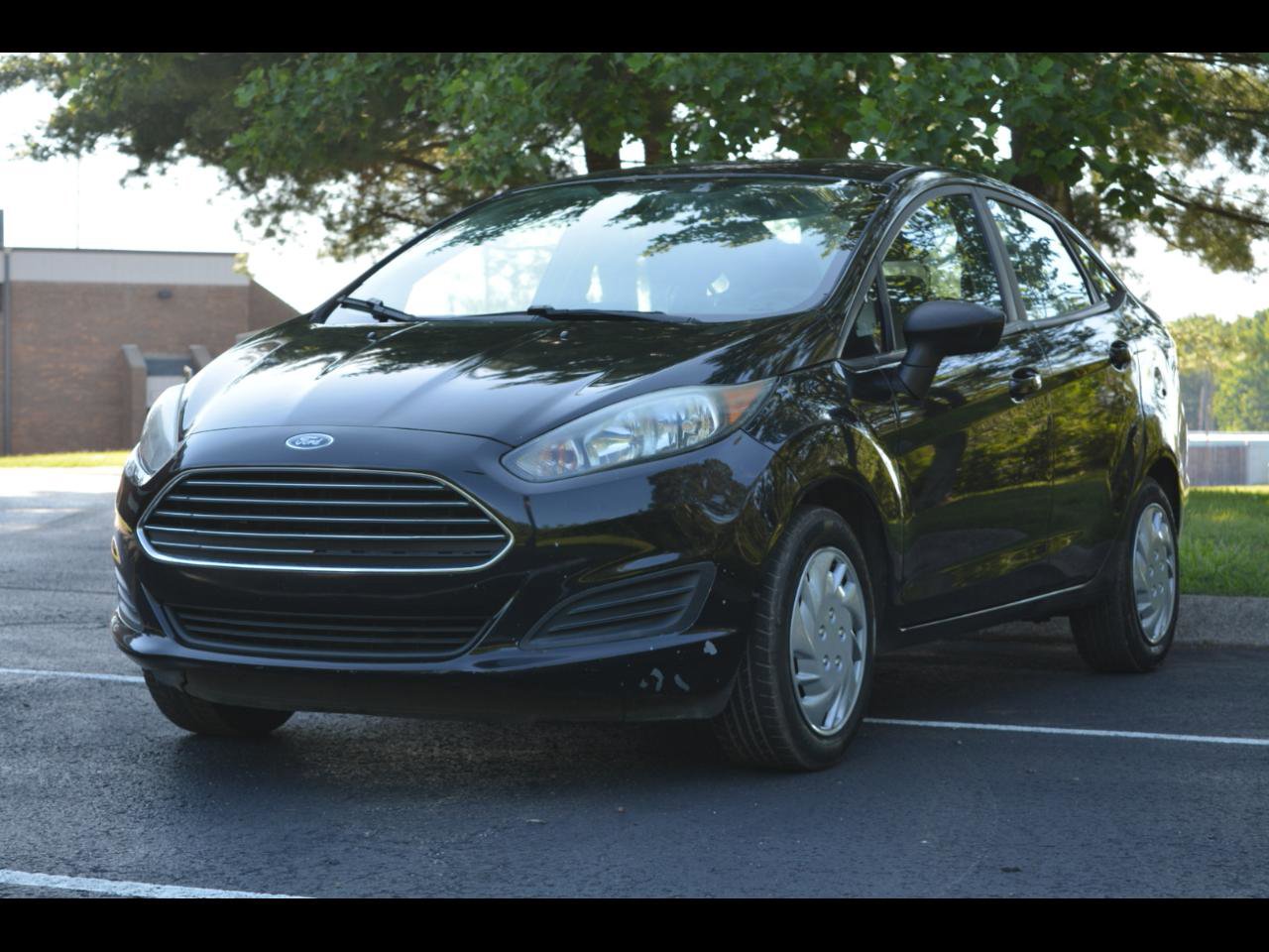 Used 2017 Ford Fiesta S FWD image 1